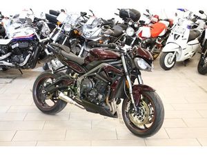 SUPERHERKKU ERIKOISVÄRI!