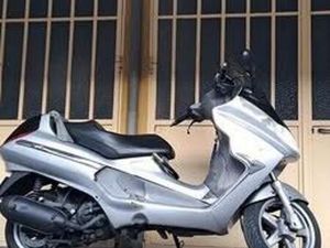 PIAGGIO X8 200 - 2004