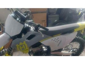 VENDO HUSQVARNA FC 450 (2023) USATA A MERANO/MERAN (CODICE 9600620) - MOTO.IT