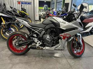 SUZUKI GSX-8R GSX 8R