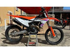 VENDO KTM 450 SX-F (2023) USATA A CASALGRASSO (CODICE 9504915) - MOTO.IT