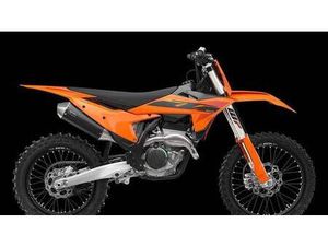 VENDO KTM 250 SX-F (2025) NUOVA A CASALGRASSO (CODICE 9447284) - MOTO.IT