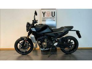 VENDO HUSQVARNA SVARTPILEN 801 (2024 - 25) USATA A ODERZO (CODICE 9582427) - MOTO.IT