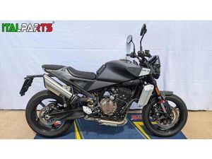 VENDO HUSQVARNA SVARTPILEN 801 (2024 - 25) USATA A ZEVIO (CODICE 9507517) - MOTO.IT