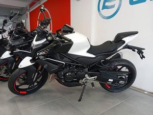 VENDO CFMOTO 450NK (2023 - 25) NUOVA A CANTU' (CODICE 9564856) - MOTO.IT