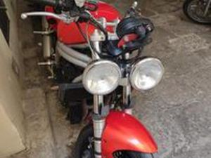 TRIUMPH SPEED TRIPLE 900 - 1997