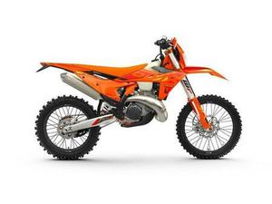 VENDO KTM 300 EXC SIX DAYS (2025) NUOVA A LAVIS (CODICE 9611768) - MOTO.IT