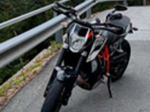 KTM DUKE 690 ABS