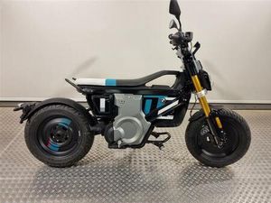 BMW CE 02 AM MIT HIGHLINE PAKET