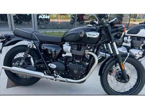 VENDO TRIUMPH BONNEVILLE T100 (2021 - 25) NUOVA A ROVIGO (CODICE 9490808) - MOTO.IT