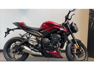 VENDO TRIUMPH STREET TRIPLE 765 RS (2023 - 25) NUOVA A GALLARATE (CODICE 9456529) - MOTO.IT
