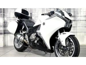 VENDO HONDA VFR 1200 F ABS (2009 - 16) USATA A CASALGRASSO (CODICE 9616444) - MOTO.IT