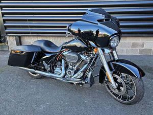 USED HARLEY-DAVIDSON STREET GLIDE 114 FOR SALE IN STRETFORD