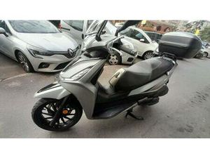 VENDO KYMCO AGILITY 300I (2021 - 25) USATA A MILANO (CODICE 9549457) - MOTO.IT