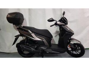 VENDO KYMCO AGILITY 125 S (2022 - 25) NUOVA A ROSTA (CODICE 9337456) - MOTO.IT