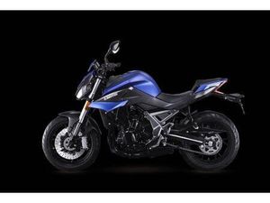 VENDO QJ MOTOR SRK 700 (2023 - 25) NUOVA A SARONNO (CODICE 9195924) - MOTO.IT