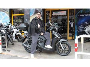 VENDO KYMCO PEOPLE 125I S (2021 - 25) NUOVA A ROMA (CODICE 8603733) - MOTO.IT