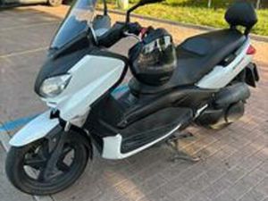 SCOOTER XMAX 250 YAMAHA