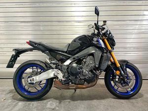 YAMAHA MT-09 SP MIT ZUBEHÖR