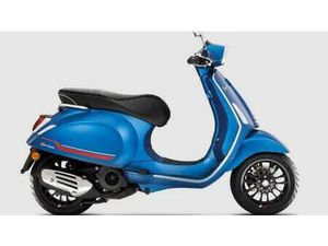 VENDO VESPA SPRINT 150 3V SPORT IE ABS (2021 - 22) NUOVA A IMPERIA (CODICE 8222858) - MOTO.IT