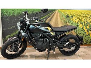 VENDO BRIXTON MOTORCYCLES CROSSFIRE 500 (2021 - 25) NUOVA A CODROIPO (CODICE 9517305) - MOTO.IT