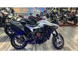 VENDO MV AGUSTA TURISMO VELOCE 800 LUSSO SCS (2017 - 20) USATA A CONCOREZZO (CODICE 9622332) - MOTO.IT