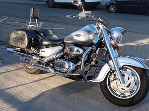 SUZUKI INTRUDER C1500 BJ 2006 SILBER/CHROM