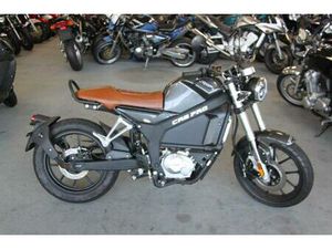 HORWIN CR6 PRO ELEKTRO TÜV BEFREIT 110KM/H ERST 700KM!