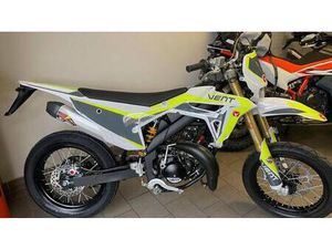 VENDO VENT DERAPAGE 50 (2021 - 25) NUOVA A CASALGRASSO (CODICE 9400670) - MOTO.IT