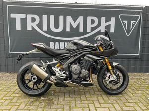 TRIUMPH SPEED TRIPLE 1200 RR JAMES BOND EDITION 007