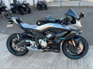 CF MOTO 675 SR-R LB MOTO VITTEL