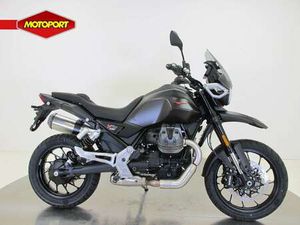 MOTO GUZZI V 85 TT STRADA ZWART