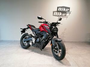 MOTO NEUVE: HONDA CB125R