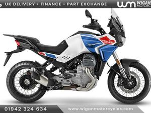 MOTO GUZZI STELVIO FREE RIDE GRAND TOUR KIT WORTH £2,447 1042 CC