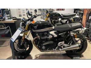 VENDO TRIUMPH SPEED TWIN 1200 RS (2025) NUOVA A TORINO (CODICE 9631184) - MOTO.IT