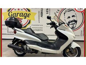 VENDO YAMAHA MAJESTY 250 (1999 - 06) USATA A ROMA (CODICE 9631691) - MOTO.IT