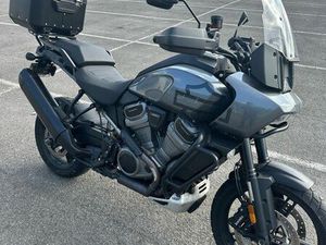 HARLEY DAVIDSON PANAMERICA 1250 SPÉCIAL