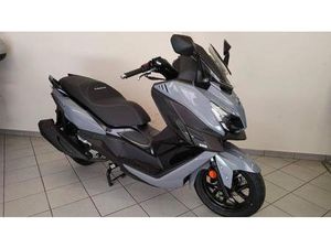 VENDO SYM CRUISYM 300 E5+ (2025) NUOVA A CAVOUR (CODICE 9491755) - MOTO.IT