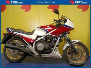 HONDA VF 750 F FINANZIABILE - VARI COLORI - 9064