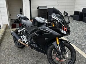 YAMAHA R125