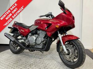 TRIUMPH DAYTONA 900 LOVELY SPORTS TOURER COMES WITH NEW MOT AND WARRANTY 885 CC