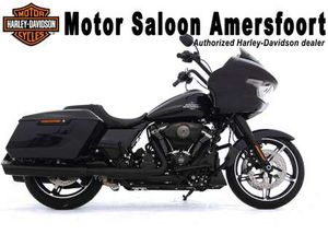HARLEY-DAVIDSON ROAD GLIDE FLTRX / ROADGLIDE PAARS
