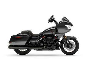 HARLEY-DAVIDSON ROAD GLIDE FLTRXSE CVO ZWART