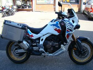 CRF 1100 L AFRICA TWIN ADVENTURE SPORTS ES DCT TRICOLOR
