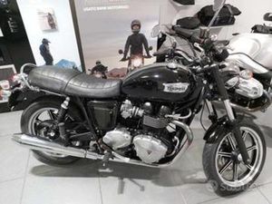 TRIUMPH BONNEVILLE 865 T100 SE