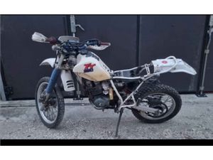 YAMAHA TT350