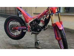 VENDO BETAMOTOR EVO 250 2T FACTORY (2024) USATA A SALUZZO (CODICE 9640970) - MOTO.IT