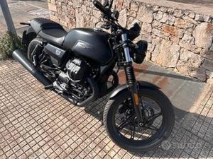 GUZZI V7 STONE NERA - 2024 & ACCESSORI