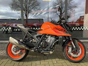 KTM 990 DUKE