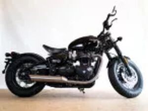 TRIUMPH BONNEVILLE BOBBER